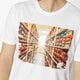 Férfi póló NIKE PÓLÓ SS M NSW TEE PHOTO RED 892167-100 szín: fehér