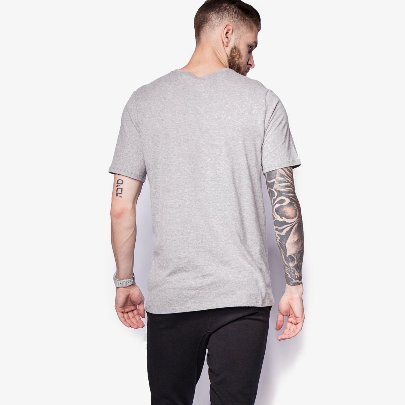 NIKE PÃLÃ AF1 FOR OUTDOOR USE TEE 778424063 SZÃRKE 5 990,00 Ft! LegendÃ¡s PÃ³lÃ³ FÃ©rfi Ruha Nike a 